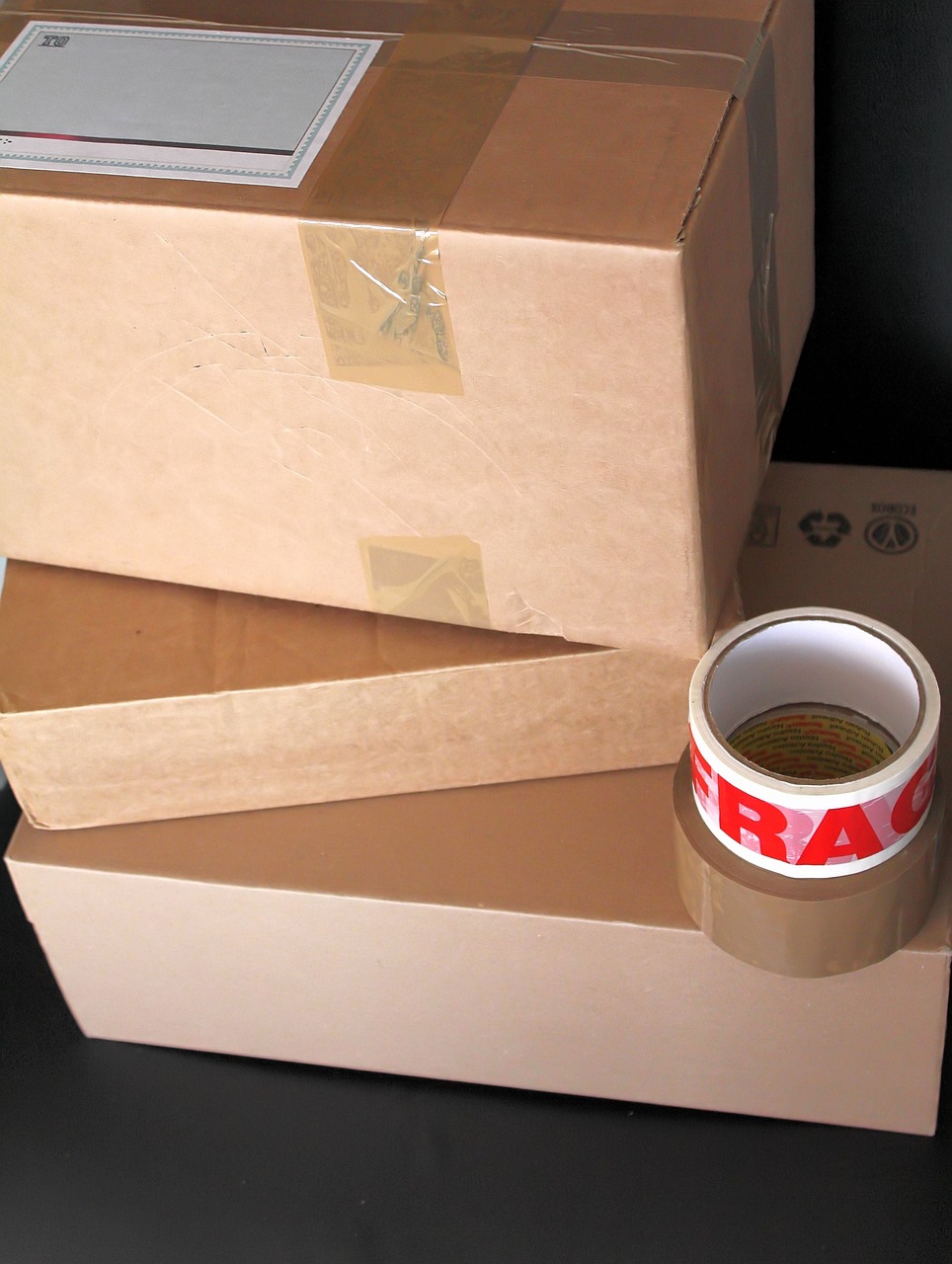 boxes 3883980 1280
