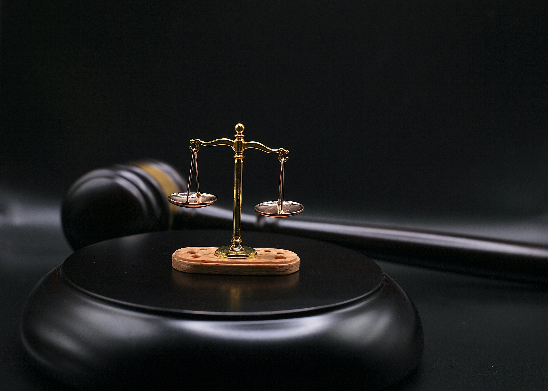 gavel geae32ac32 1920
