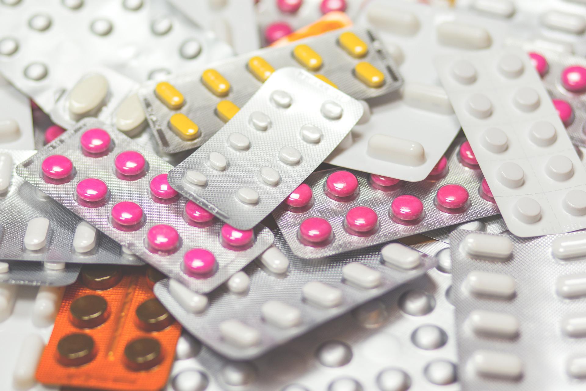 medications g506ed7892 1920