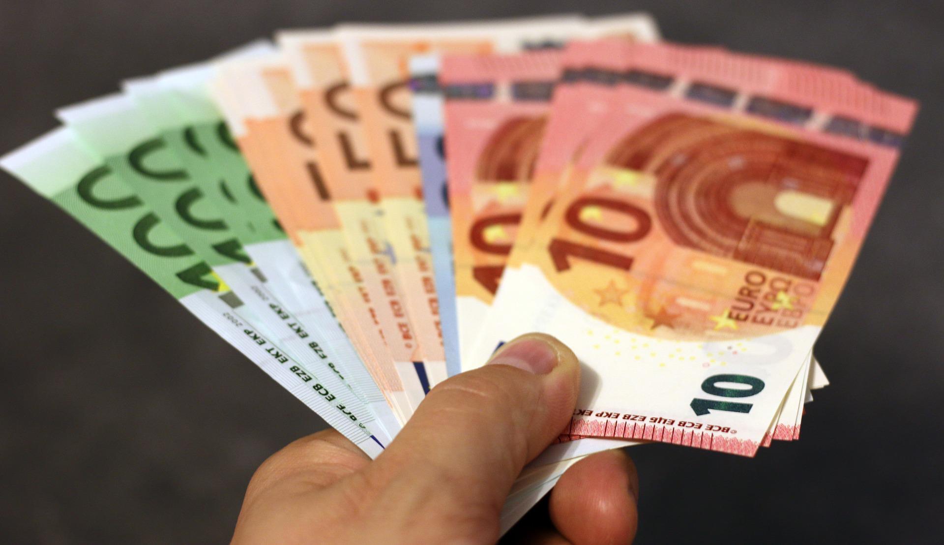 money gf6048e5d3 1920
