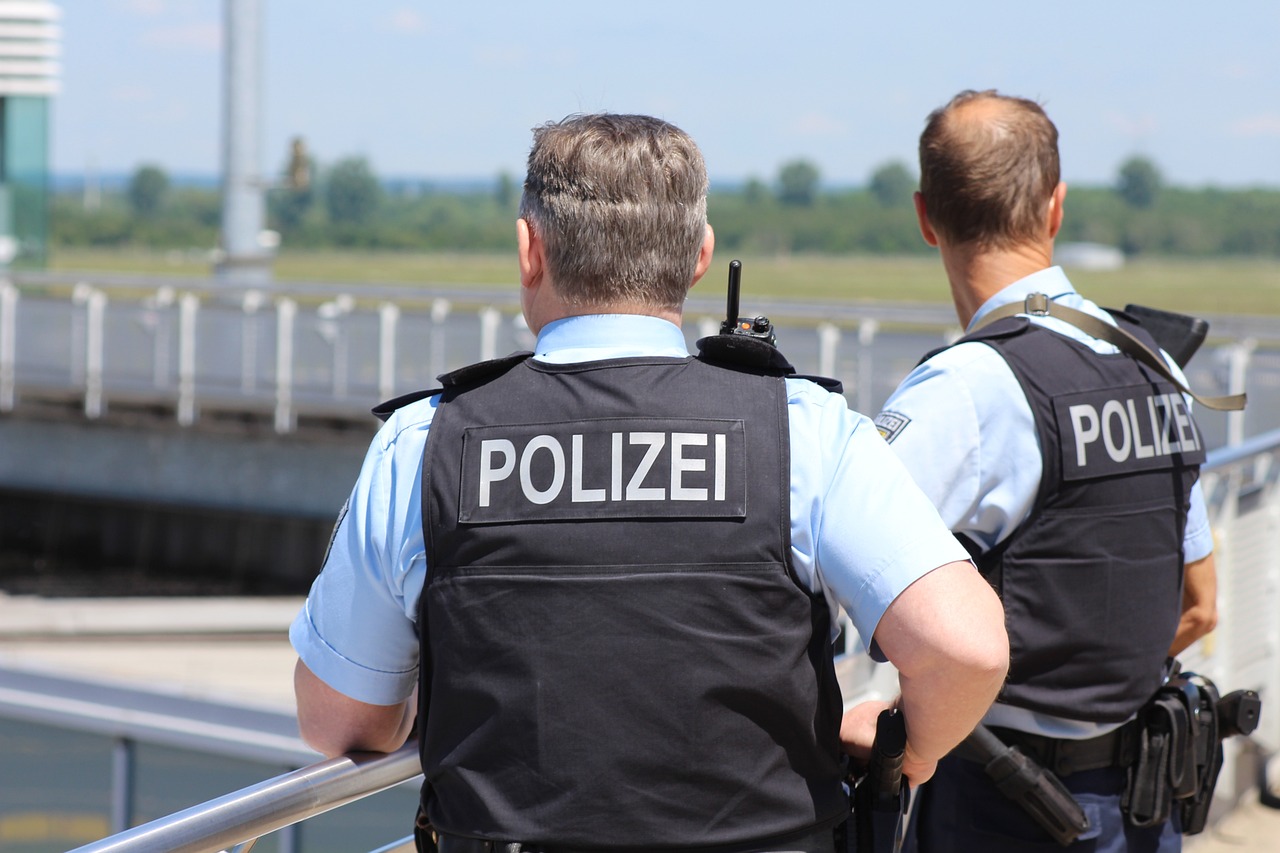 police 4408788 1280